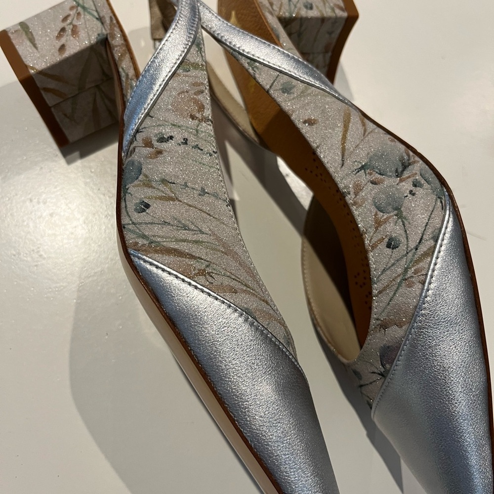 !SALE!! Amalfi Silver Floral Women's Shoes 7.5 sling back